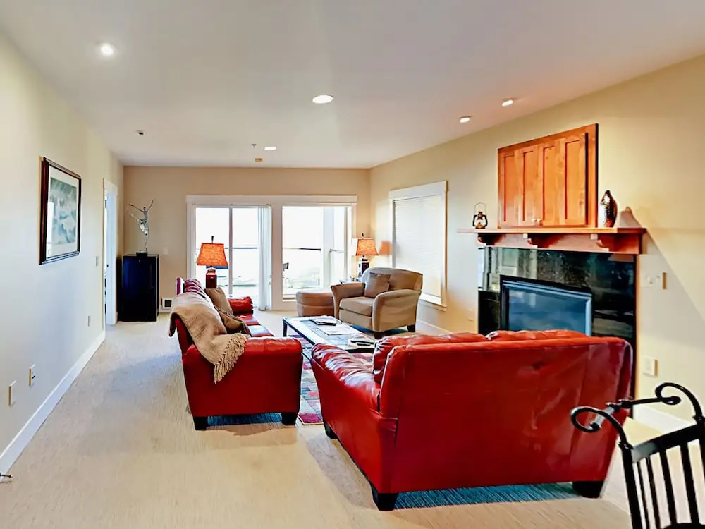 1125 NW Spring St Condo Unit A-203
