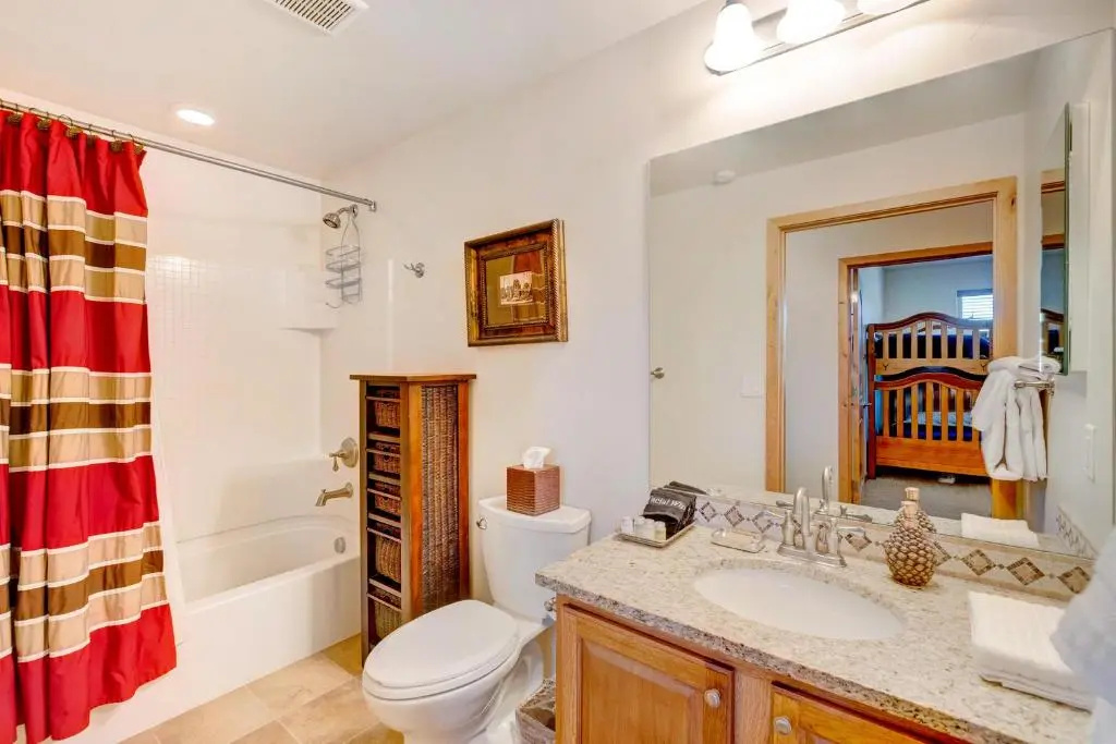 Luxury Condo #531 Near Resort, Pool, Club House & Hot Tub - FREE Activities & Equipment Rentals Daily
