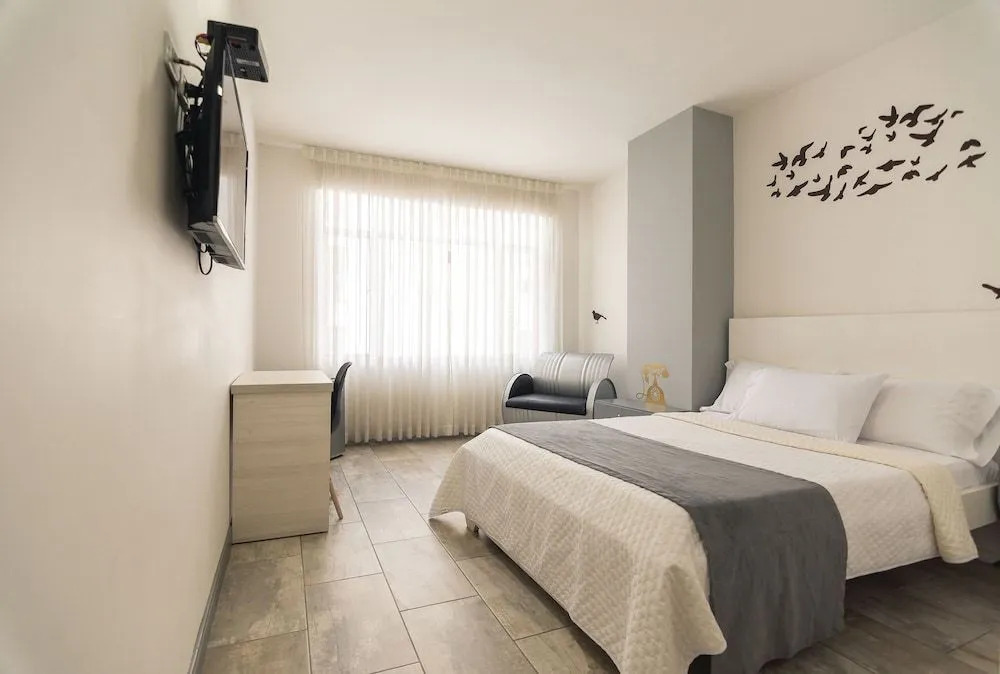 Hotel Rosales Gold