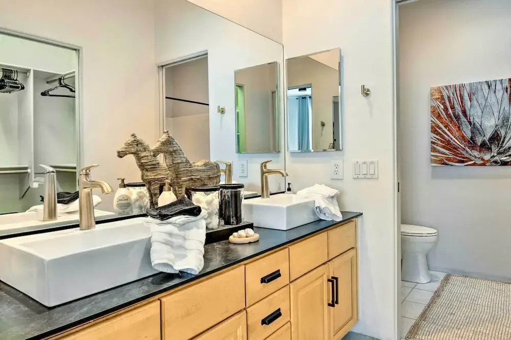 Pool Access: Mountain-view Condo in Fountain Hills