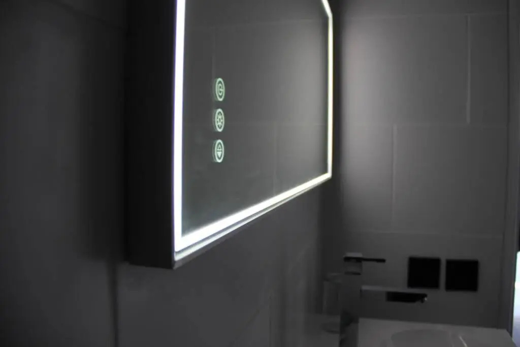 Disneyland Paris New Studio Suite Design