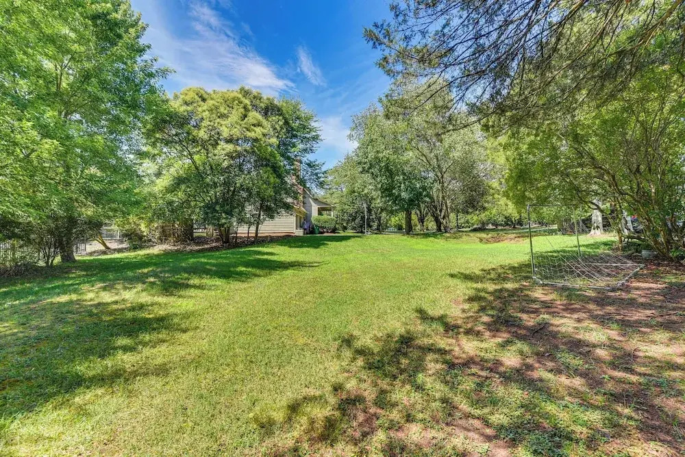 Pet friendly Charlotte Home w Deck Near Uptown