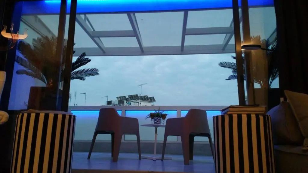 LOFT Suite 7