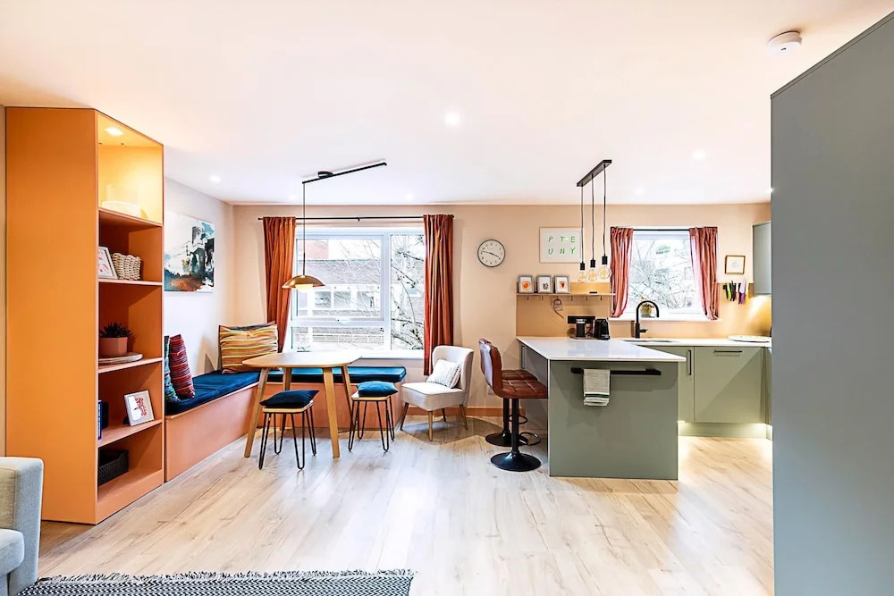 Bright 2-bed Home Near Putney Riverside