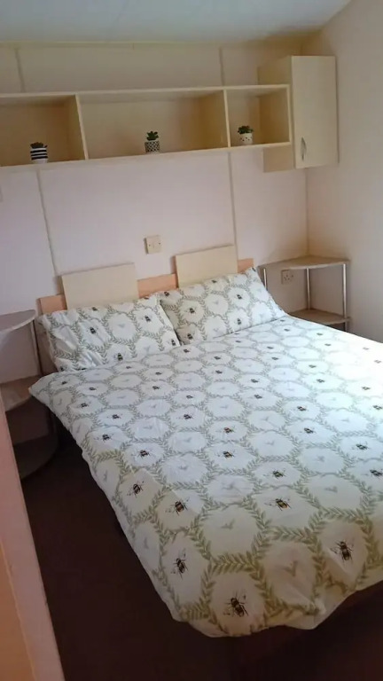 Newton Stewart-sleeps 6-pool-parking-pet Friendly