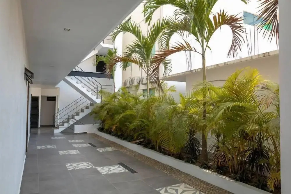 Cambria Versalles by Tovigo Rentals