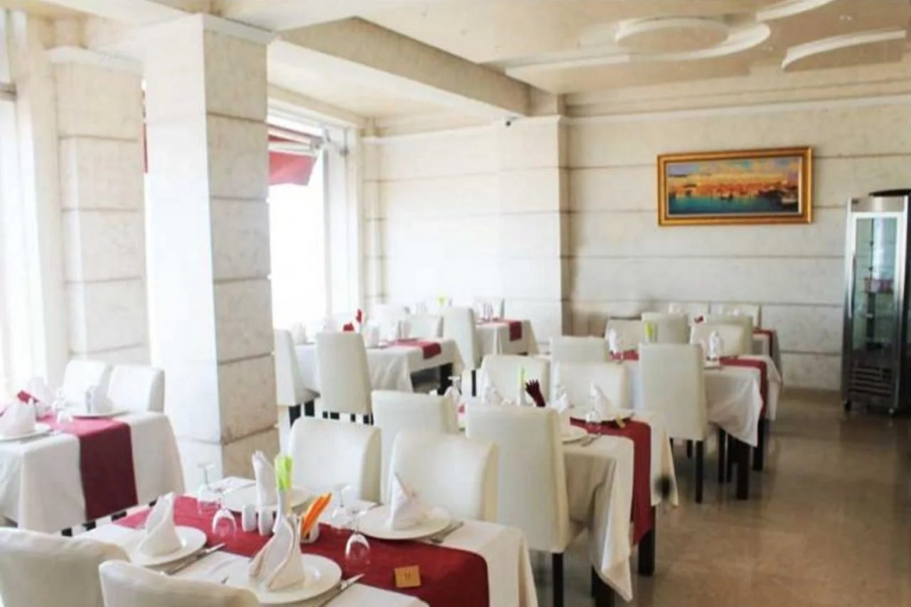 HOTEL IKRAM EL DHAYF