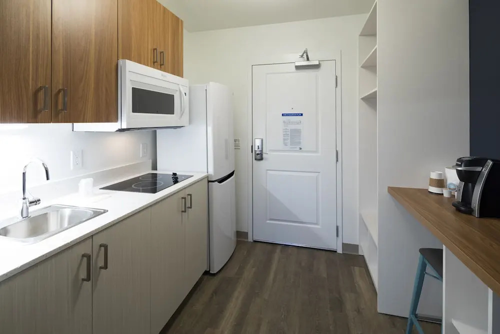 Uptown Suites Extended Stay Miami FL - Homestead