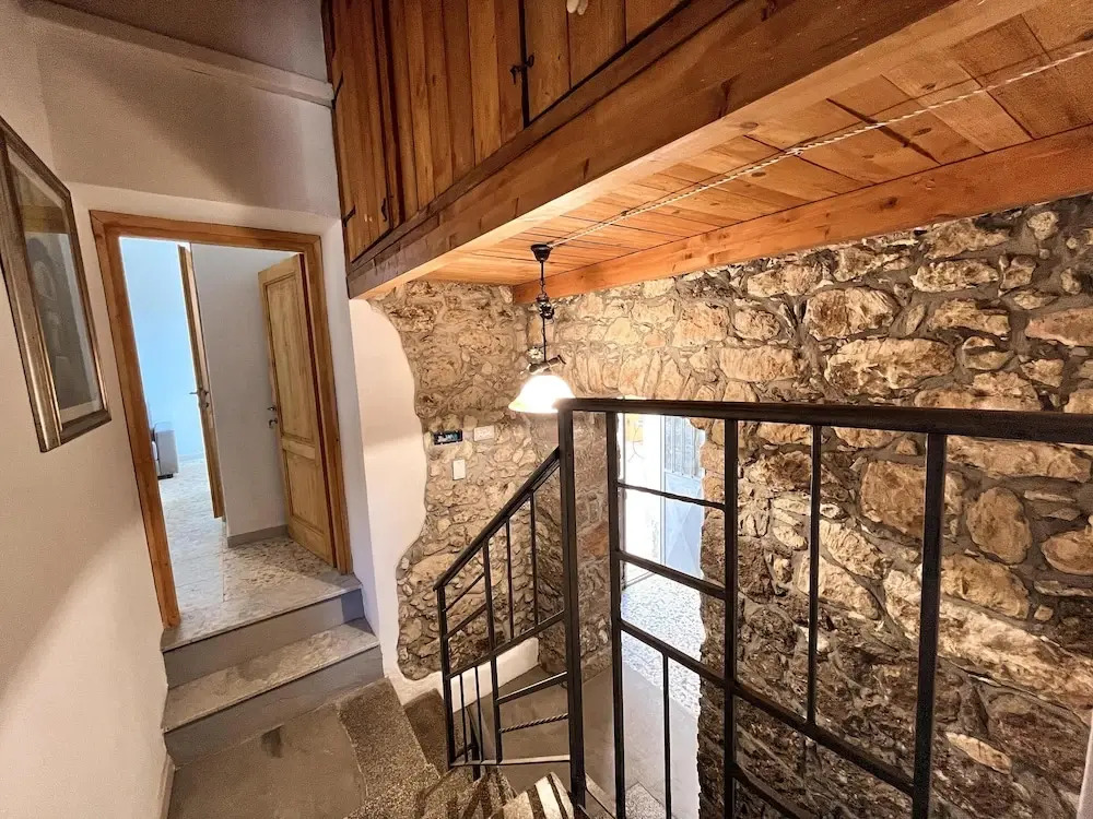 Favisi Rooms