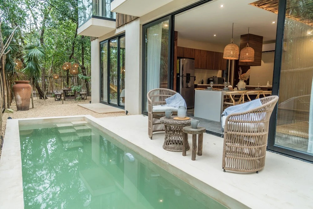 Kataleya Gardens 103 y 201 By Lockey