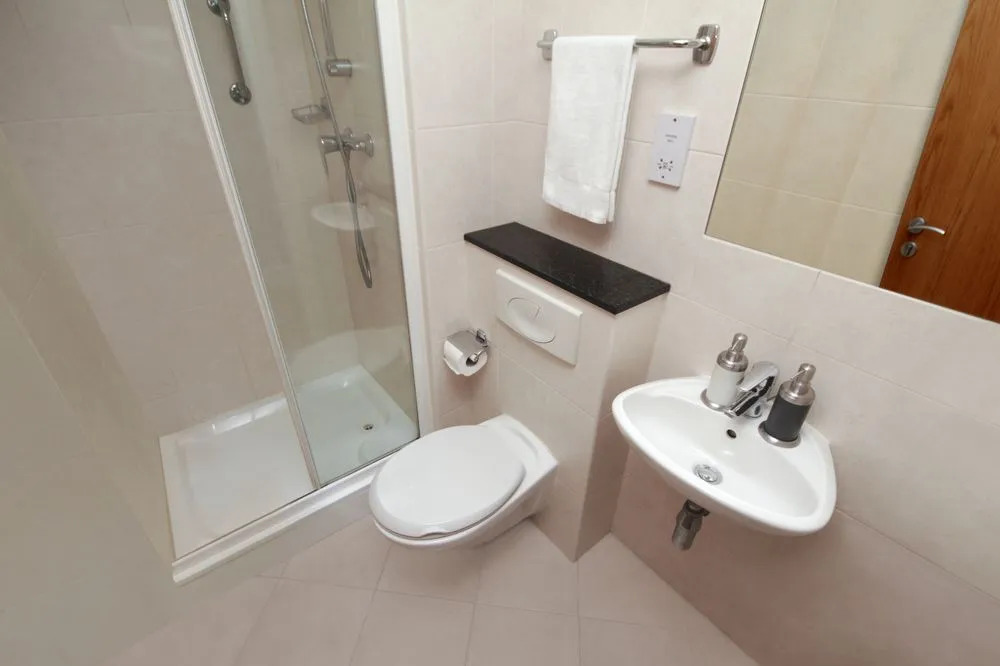 Luxury Asgard Road Apartment