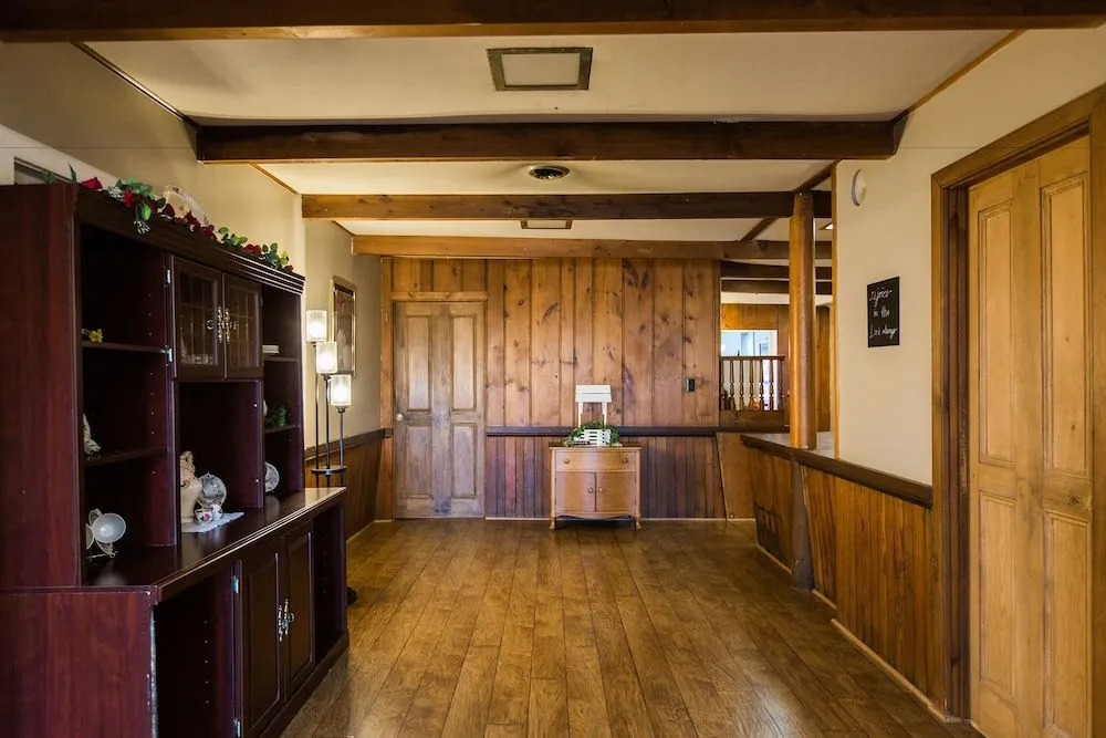 Red Rose Bed & Breakfast