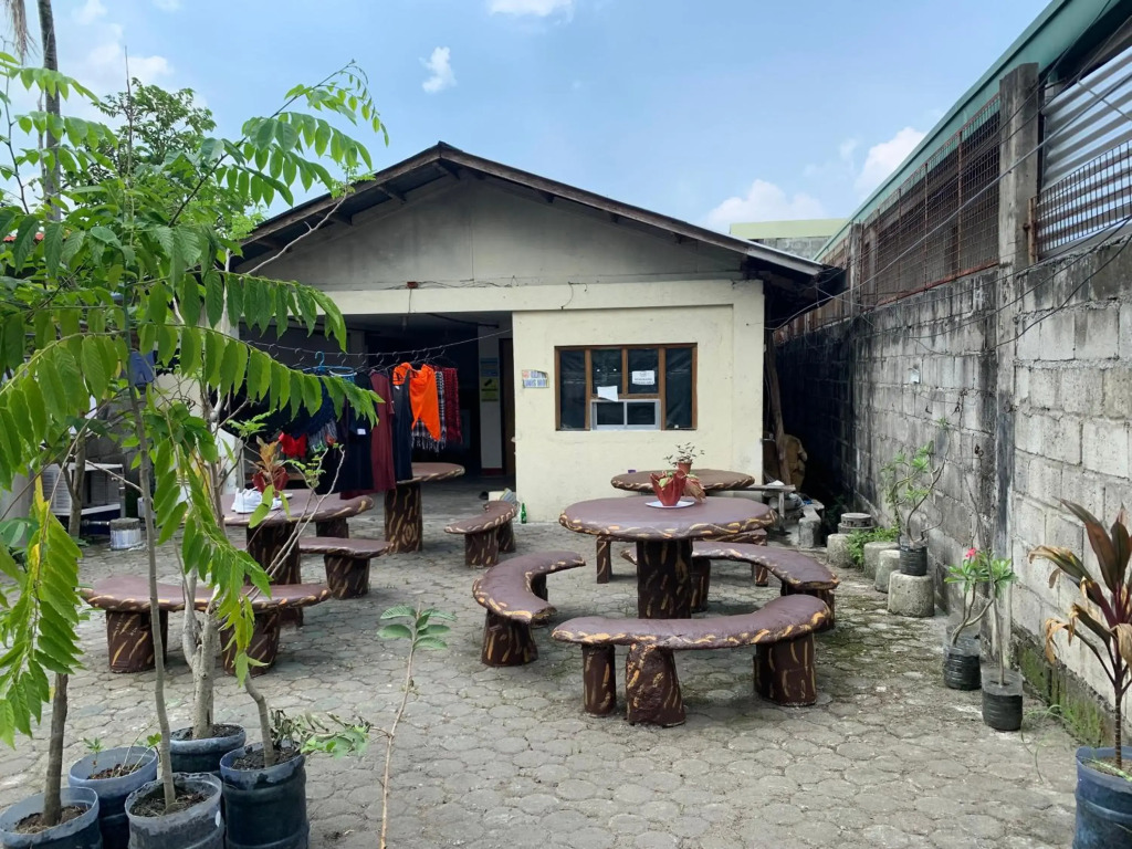 Jows Place