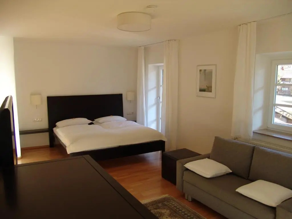 Hotel garni Königslinde - Wandern, Radeln, Skifahren & Genießen