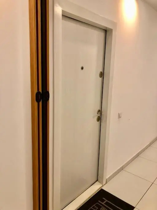 New modern apart near Center at Vivalia grand v9