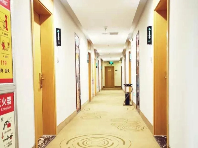 GreenTree Inn Xining Jianguo Road Railway Station Express Hotel