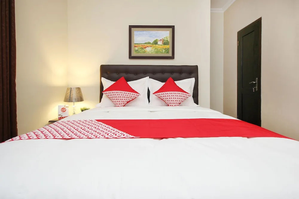 Omah Gedongkuning Syariah Homestay by OYO Rooms