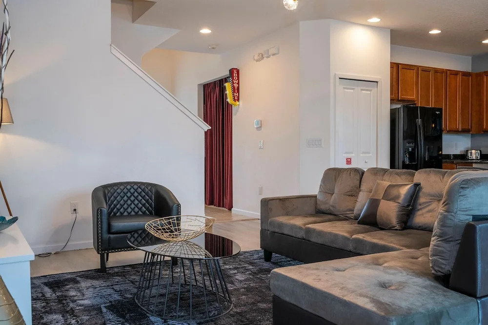 5 Suites - Game Room Theater Room Private Pool