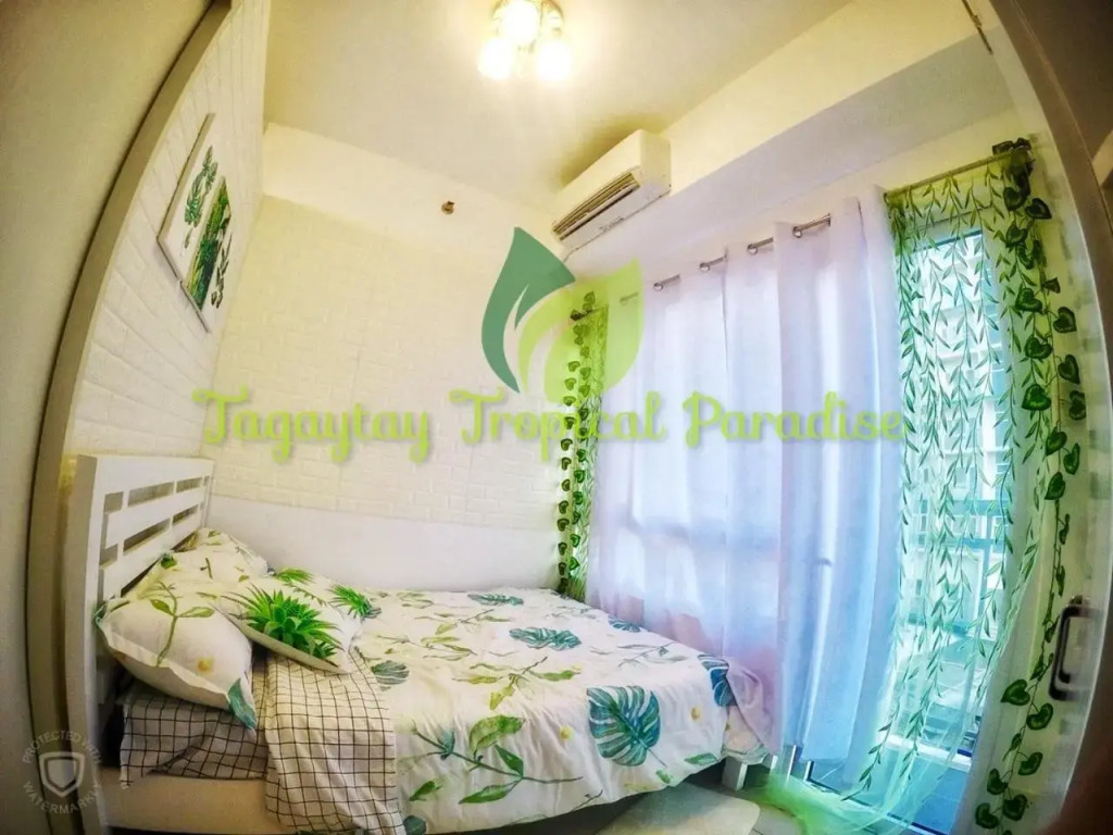 PS4+NETFLIX+TV PLUS Tagaytay Tropical Staycation at SMDC