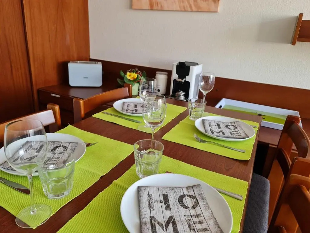 Kurhotel Schluchsee App 1103 - das mit der Kuckucksuhr, mit Indoorpool, Hochschwarzwaldkarte, Schluchsee