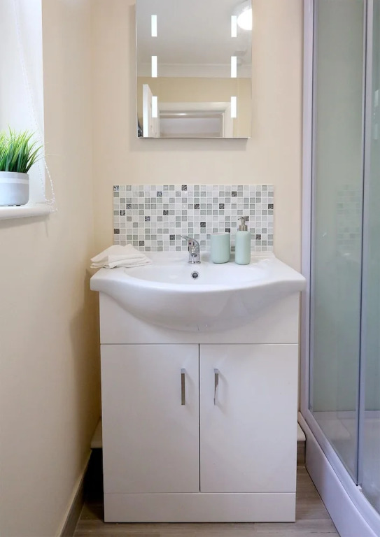 2BR Stylish Norwich Stay Near Cathedral Parking