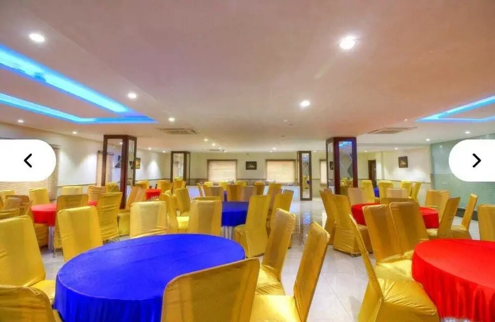 Airport Hotel Mahal