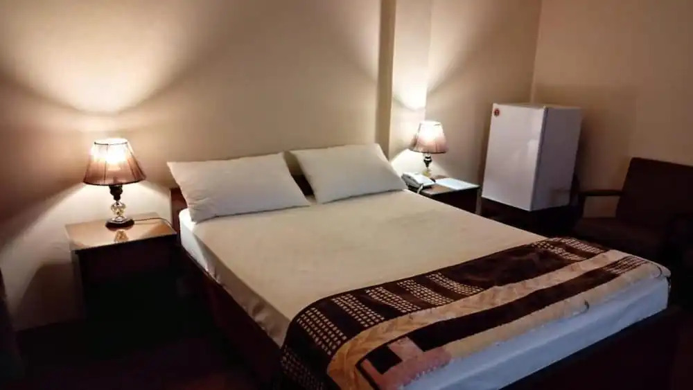 Canal View Hotel