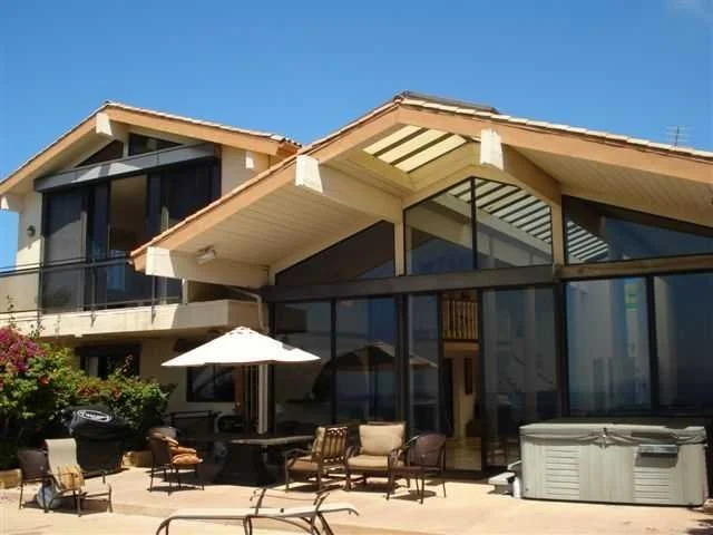 #417 - Oceanfront Escape Ten-Bedroom Holiday Home