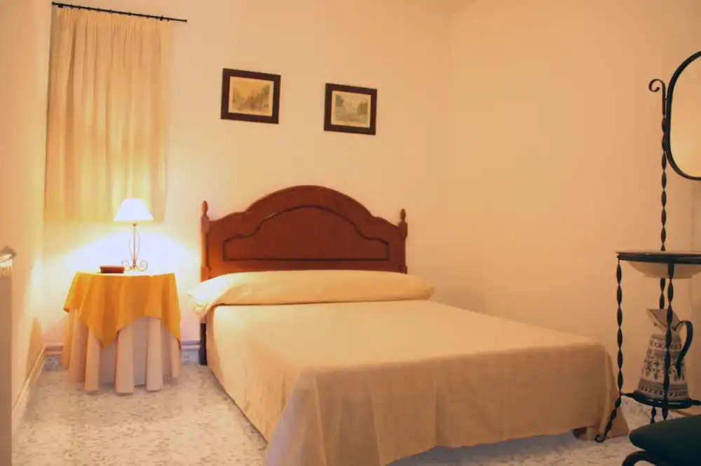 Ermita House 102404 by MO Rentals