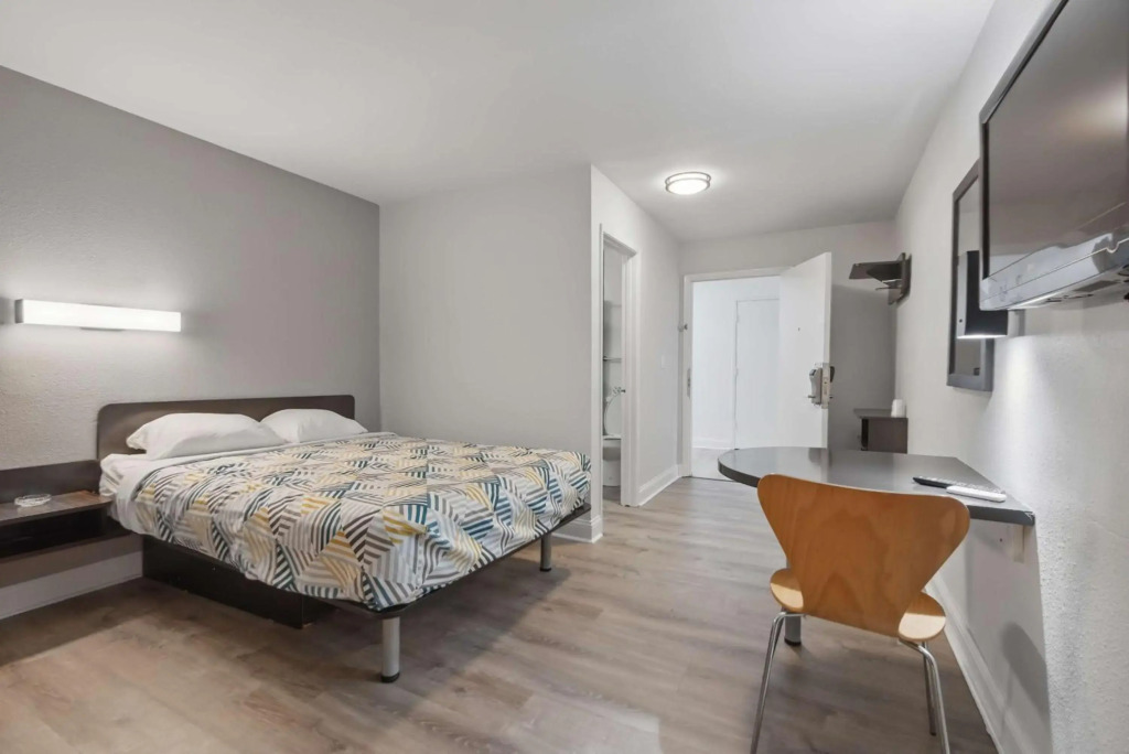 Motel 6-Normal, IL - Bloomington Area