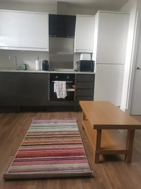 Spacious studio in Maidstone - A