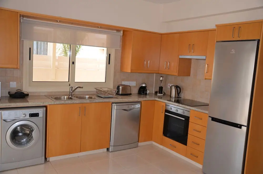 Anthorina Villa 13
