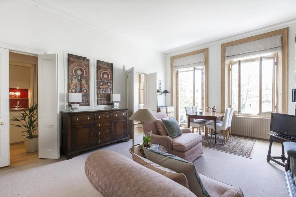 Earls Court Suites by Whelans