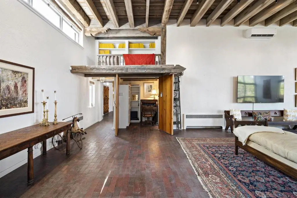 Cinco Chimineas - Indoor Pool, Walk to Canyon Rd, Authentic Historic Santa Fe