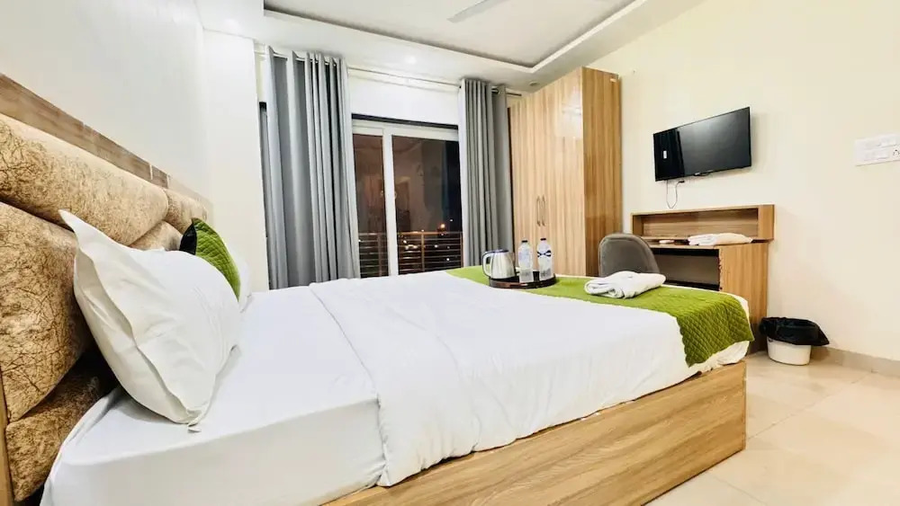 Hotel Sky
