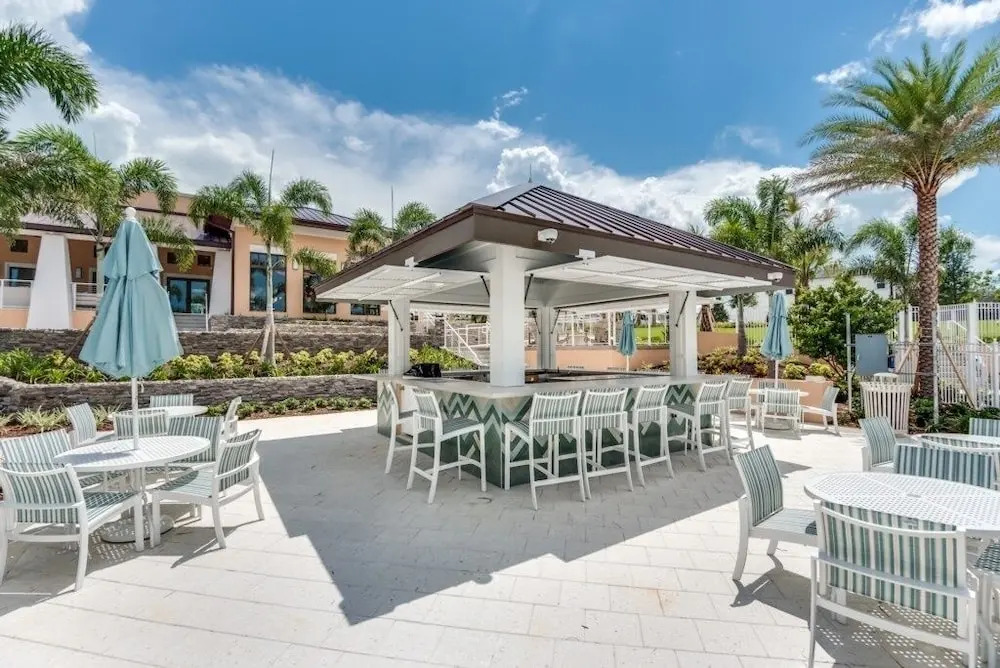 Beautiful Spacious 6 Bed Pool, Spa, Game Room 6 Bedroom Villa by RedAwning