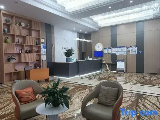 Yayur Hotel