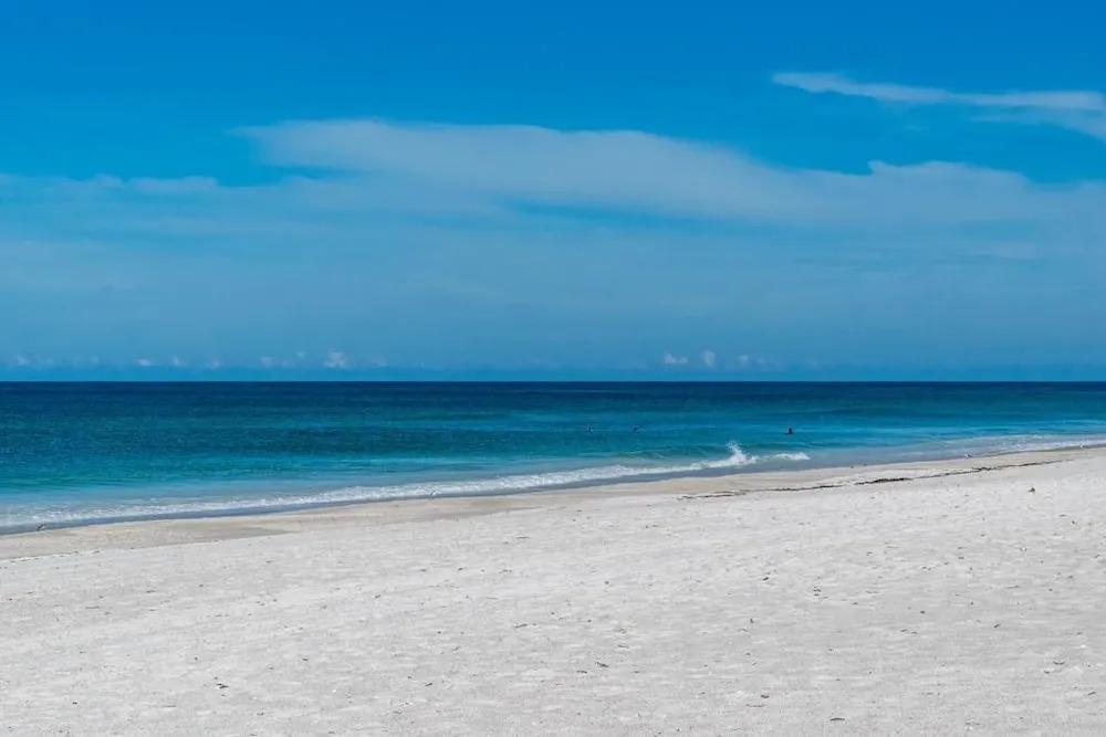 4 Beach Lovers - Unit 1