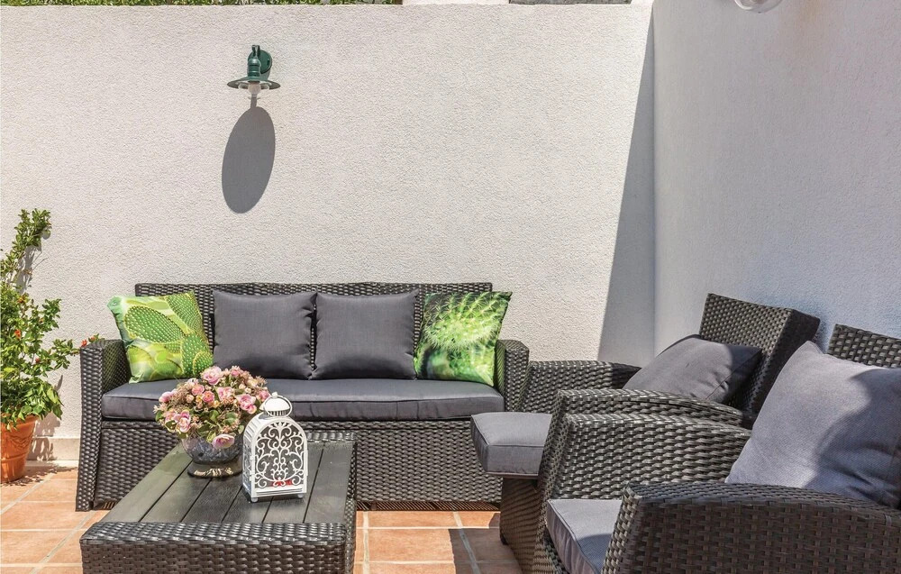 Two-Bedroom Holiday Home In Tucepi
