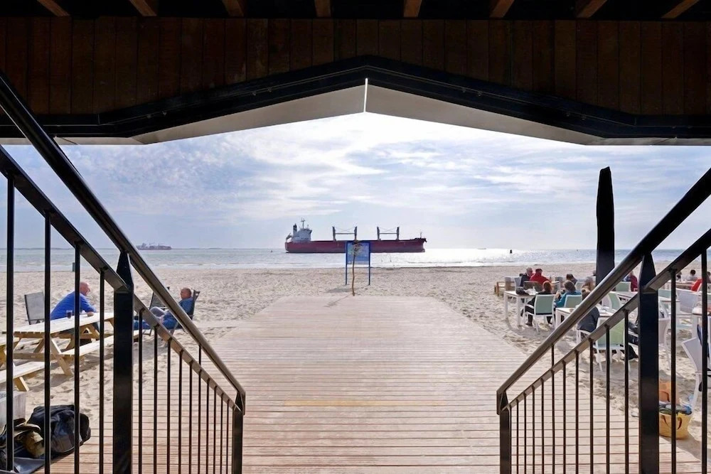 Zandpaviljoen Pier 7