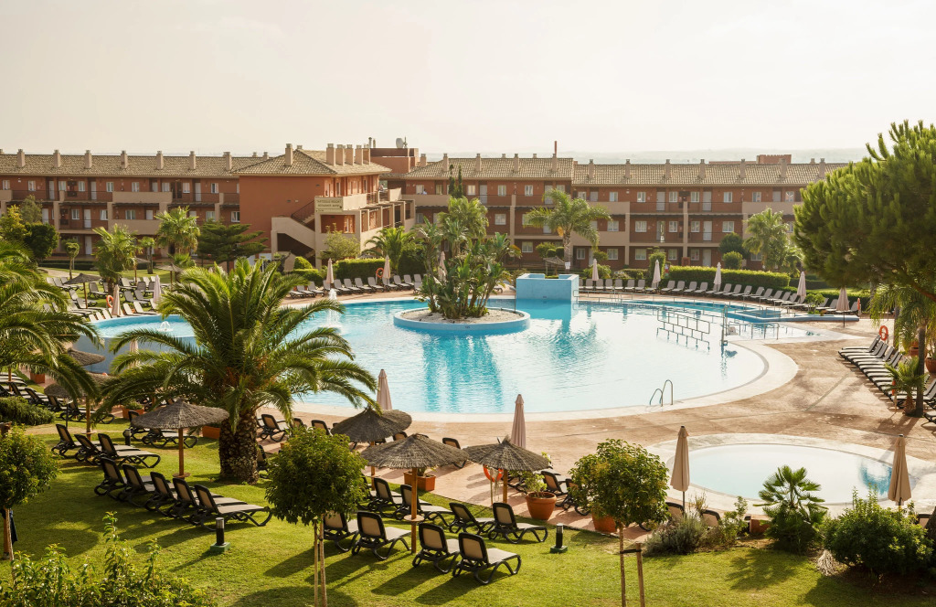 Aparthotel ILUNION Sancti Petri