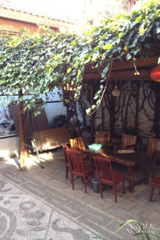 Lijiang Night Viewing Hotel
