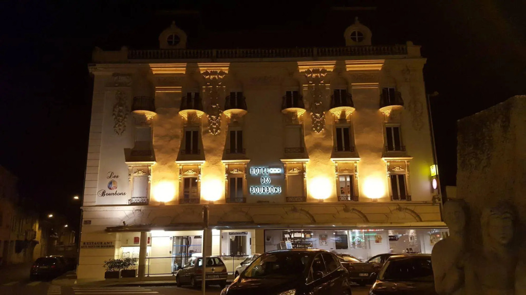 Logis Hotel des Bourbons Montluçon Climatisé