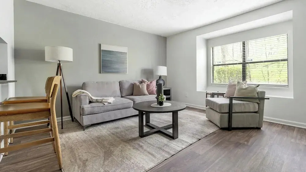 Landing Stylish 1BD Gym Clubhouse