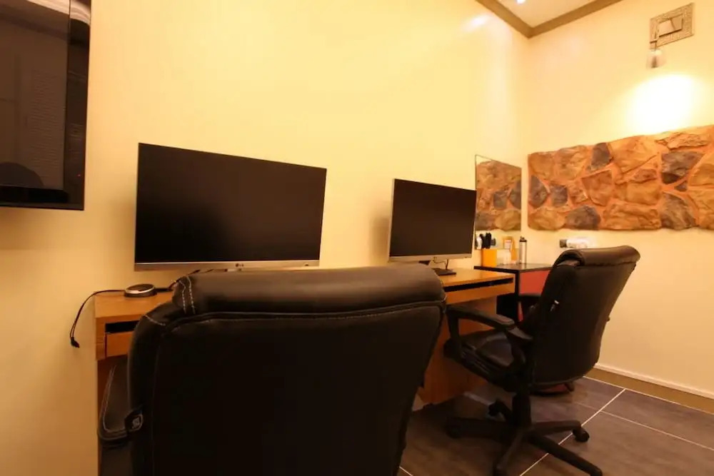 S Petite Hotel