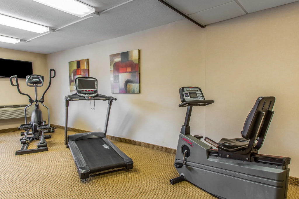 Rodeway Inn & Suites East Windsor