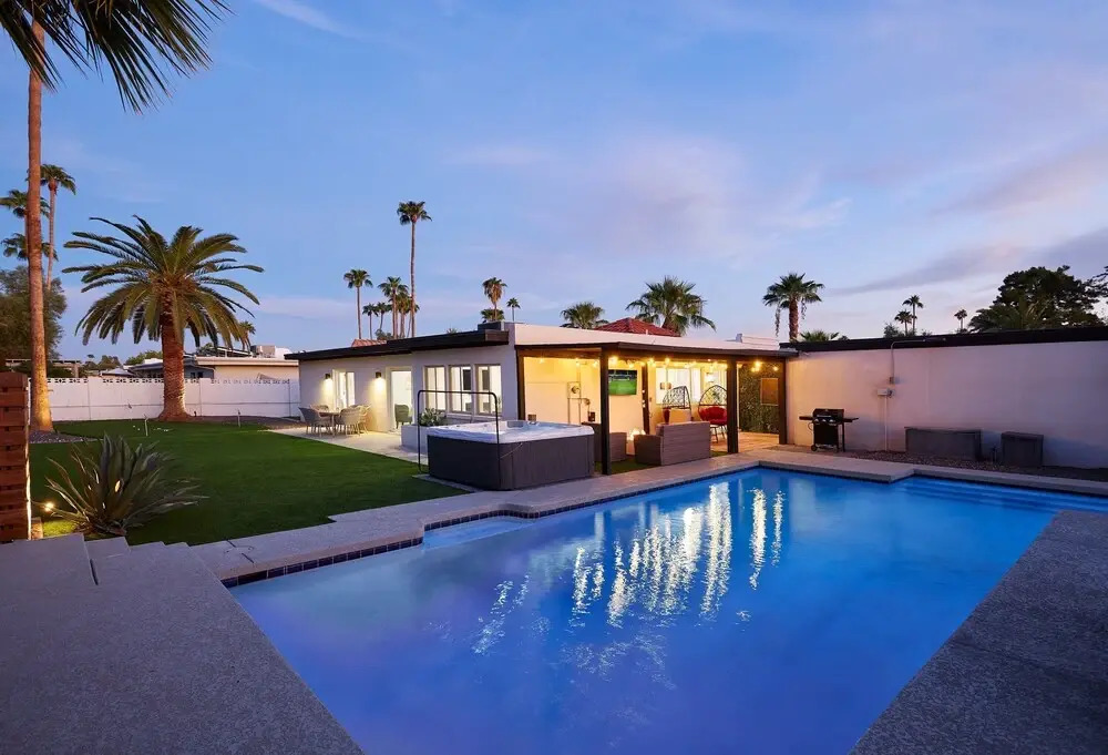 Desert Rose-hot Tub-pool Heat Avail-fire Pit-golf!