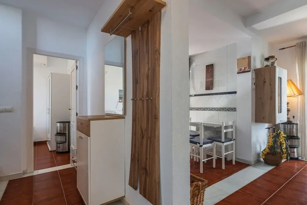 Spacious Chalet Close to the Beach