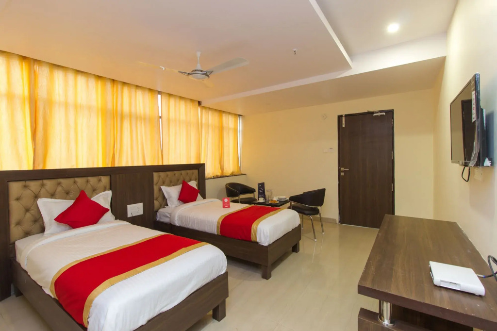 Deccan Inn By OYO Rooms