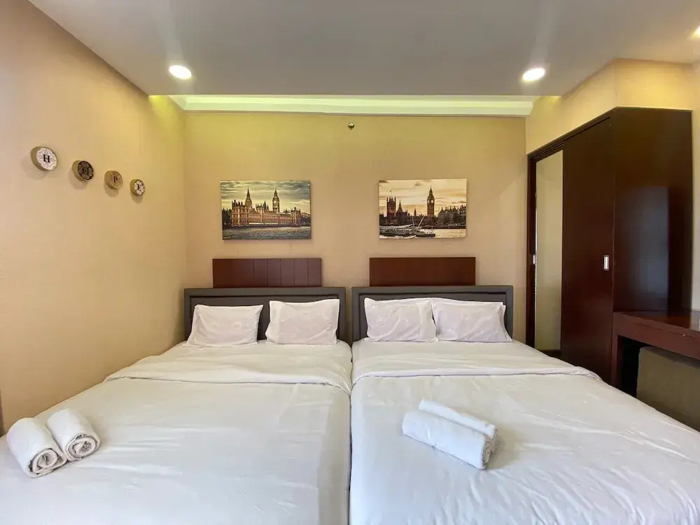 Spacious And Scenic Studio At Majesty Apartment Bandung